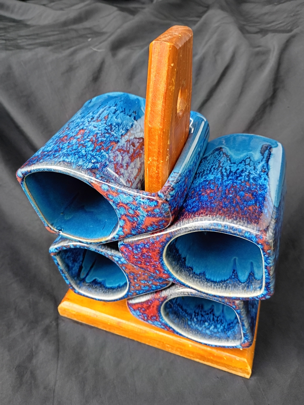 Set of Four Mexican Stoneware Pottery Rudolfo Padilla Blue Drip Glaze Mugs Stand